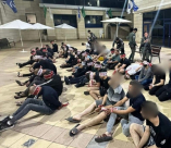 الشرطة: اعتقال 61 مقيماً بشكل غير قانوني داخل أحد المباني في يافا 